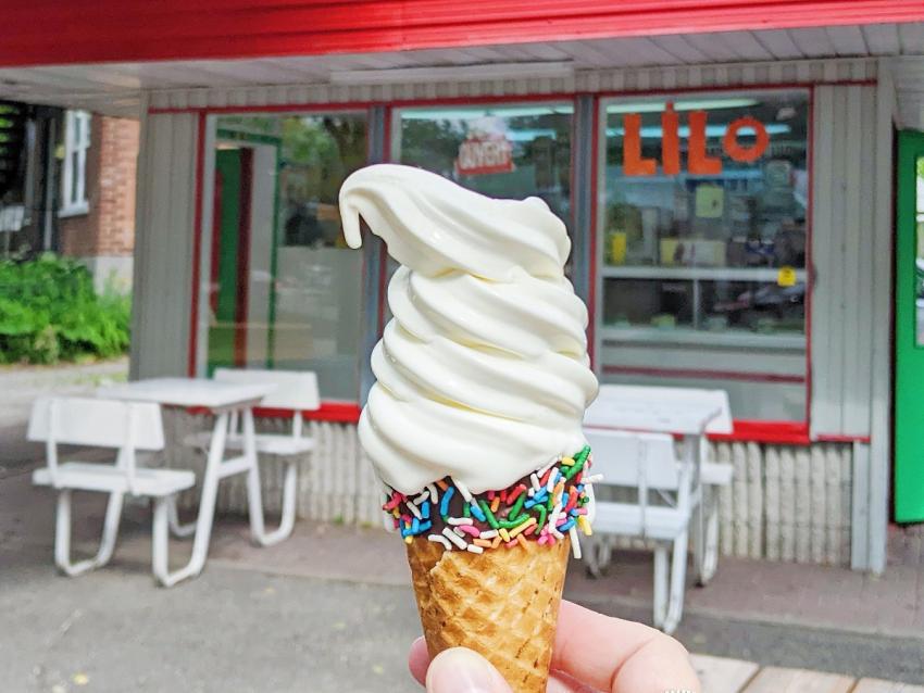Ice cream cone at Lilo
